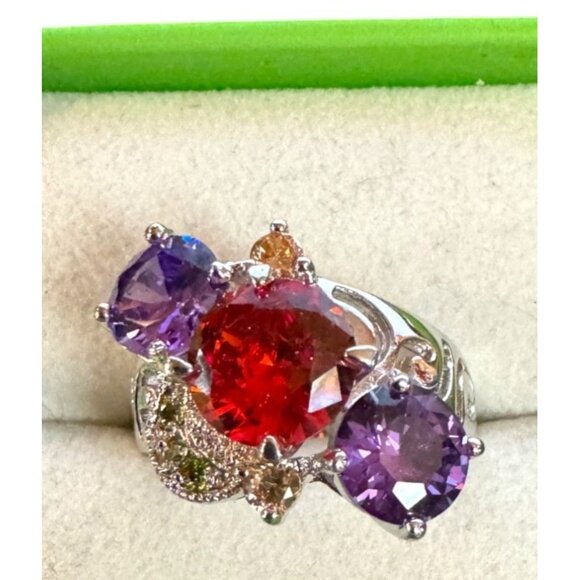 Silver Tone Womens Size 7  Costume Ruby Amethyst Gem Cluster Ring - Picture 2 of 15